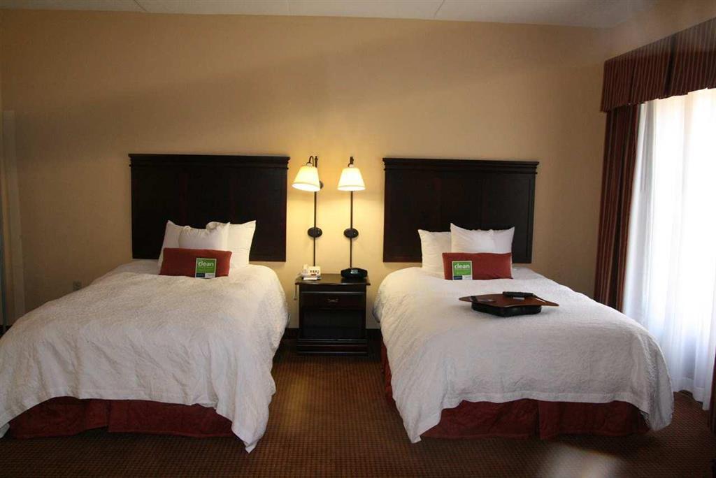 Hampton Inn Олив-Бранч Номер фото