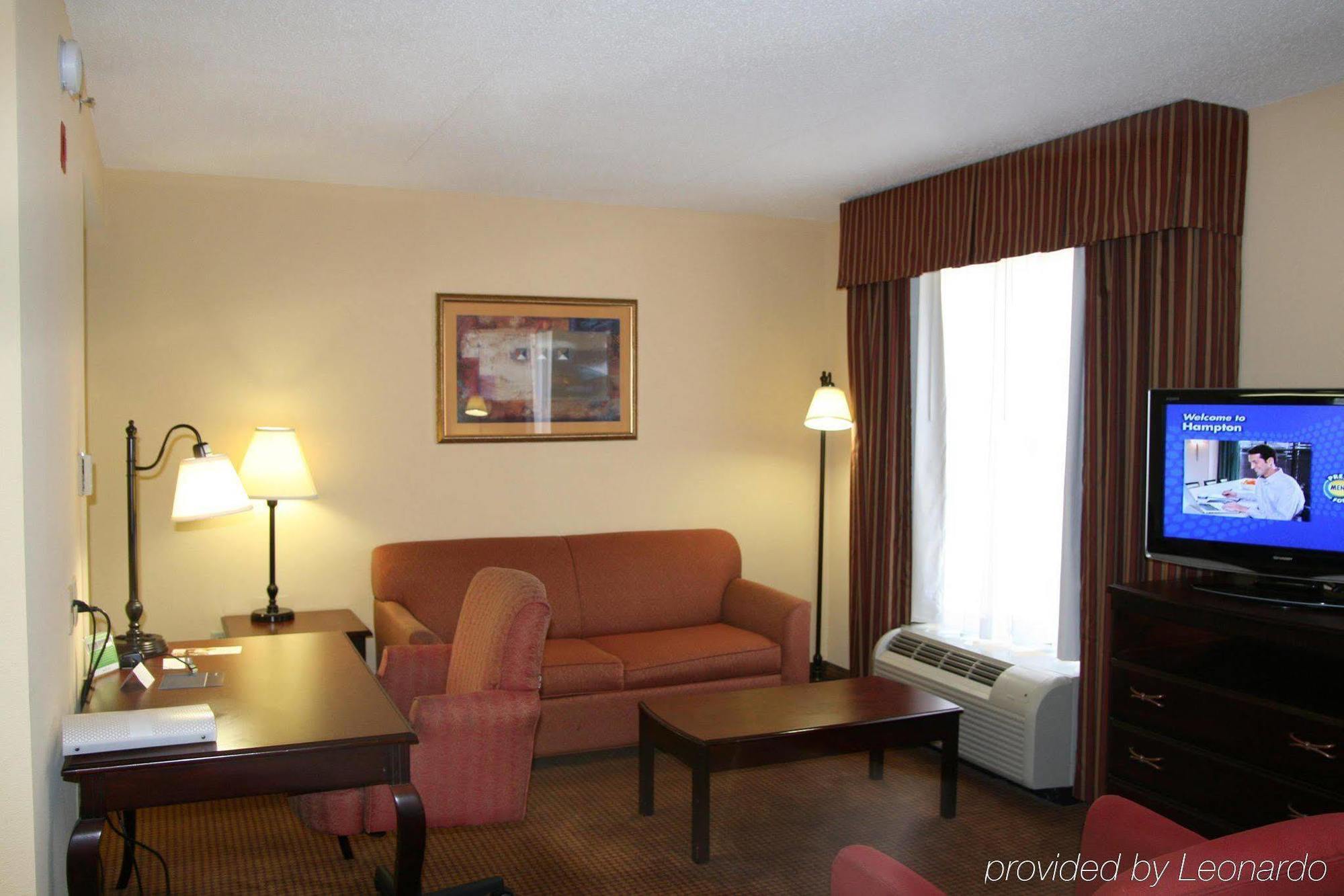 Hampton Inn Олив-Бранч Номер фото
